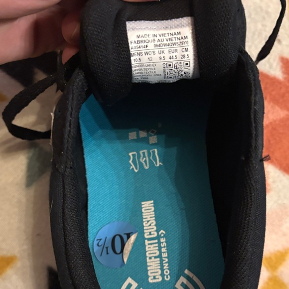 Converse Black and White Sneakers 10.5 men’s women’s 12 - Picture 2 of 7